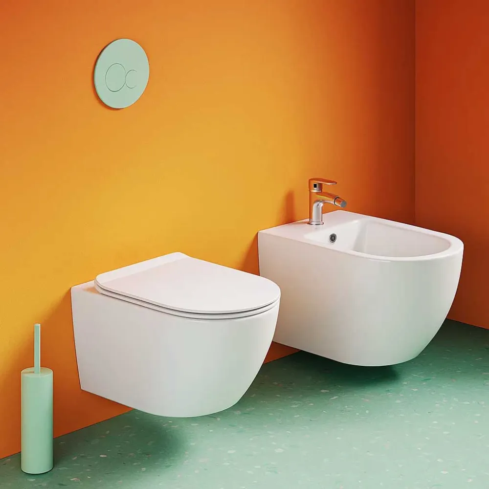 Juego de sanitarios suspendidos Bathcore con tapa de inodoro incluida - serie Aura