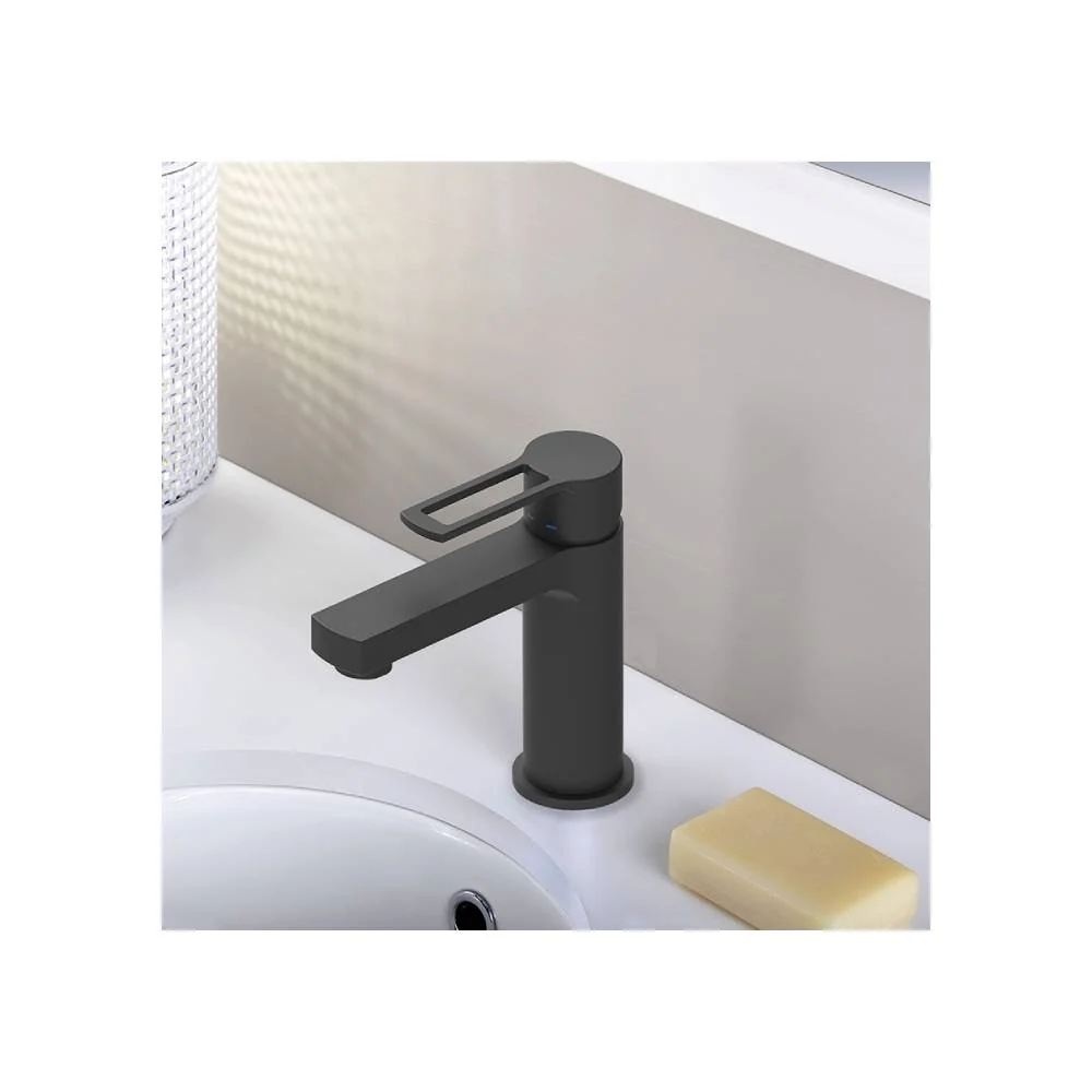 Mezclador para lavabo serie Ringo modelo RIN071KNO con desagüe clic-clac color negro mate Paffoni