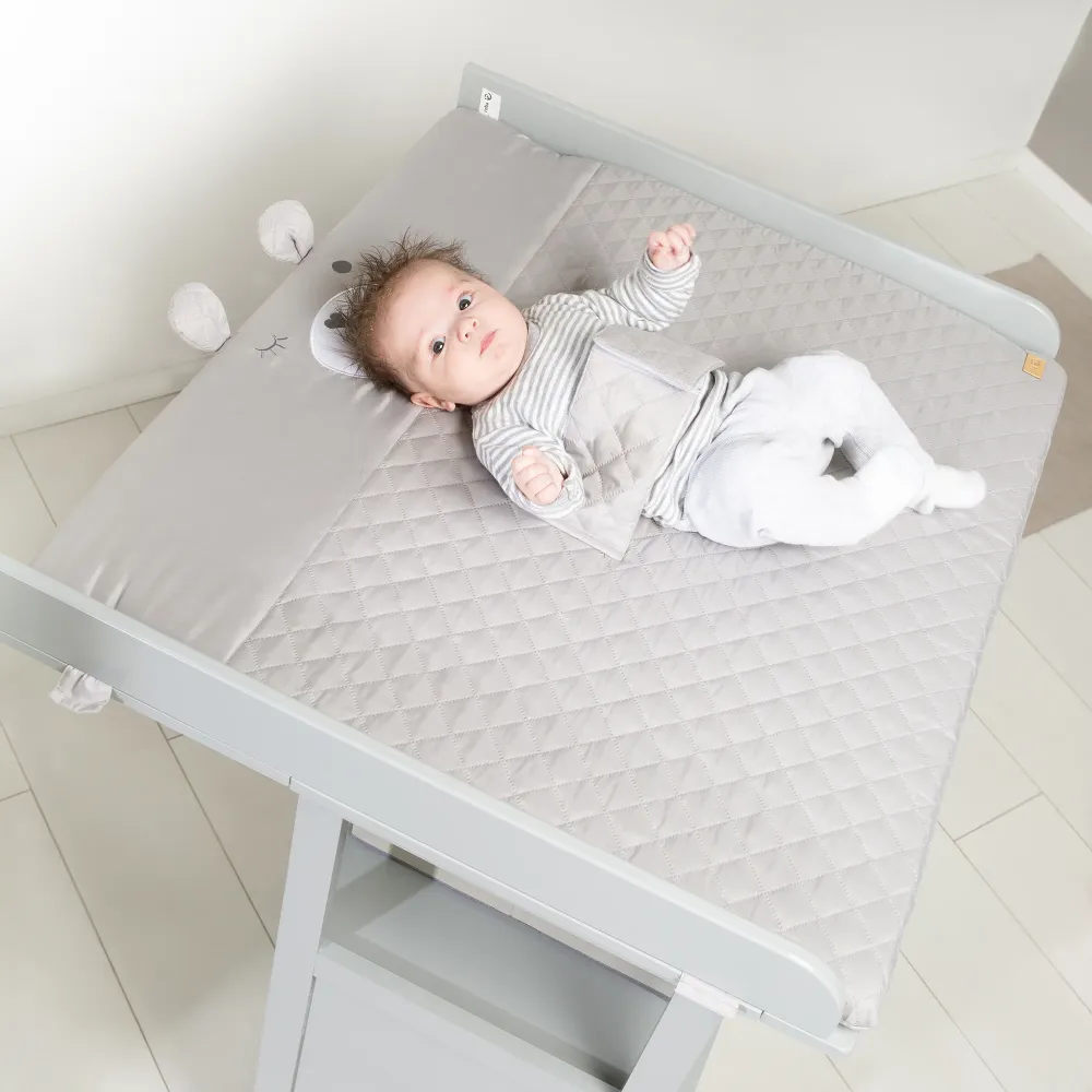 Changing Mat 'roba Style' 85 x 75, Safety Belt & Tabs, Bear Face