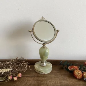 Miroir de toilette en albâtre onyx sur pied avec armature dorée con Ventosa
