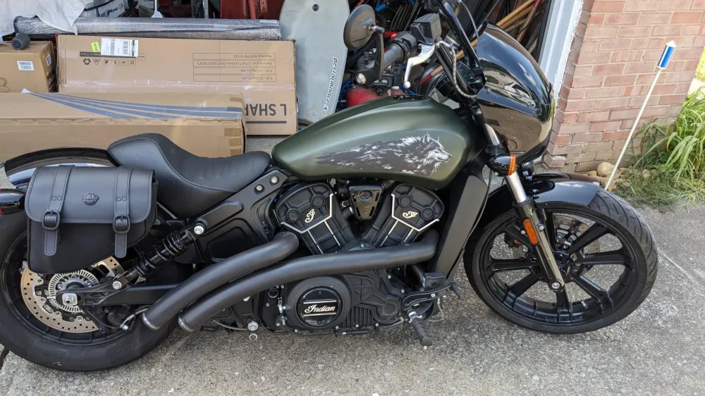 Wolf 3-2023 - Calcomaní para tanque Indian Scout, en blanco y negro