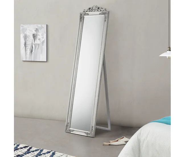 Espejo de pie Arezzo con estilo barroco inclinable marco eucalipto 160 x 40 cm - Plateado