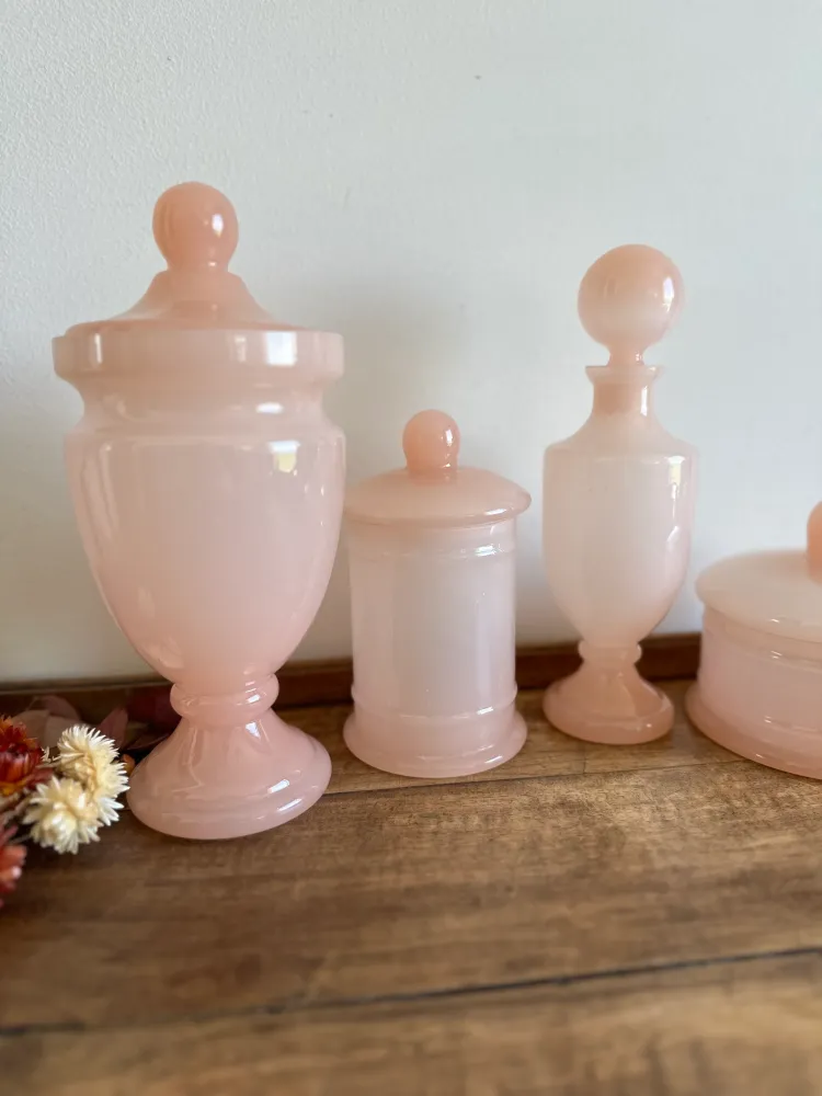 Diseño Moderno con Espejo Ensemble de salle de bain en opaline rose années 60