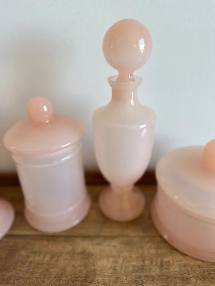 Diseño Moderno con Espejo Ensemble de salle de bain en opaline rose années 60