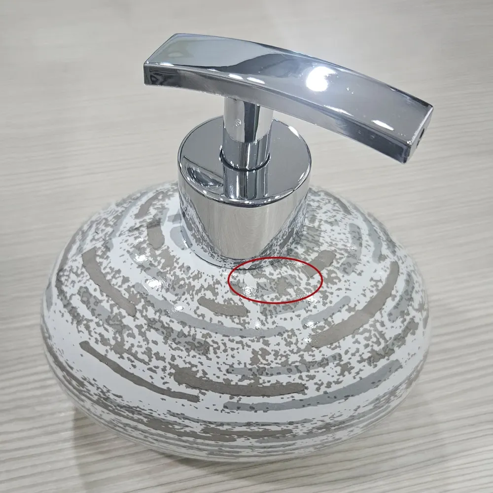 Dispensador Porta Jabón en cerámica ladrillo crema Colección CARAMIDA - Versión Outlet
