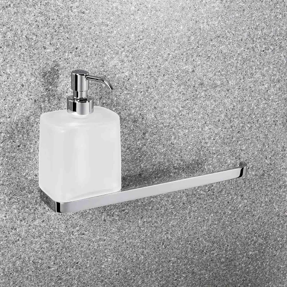 Spandisapone con portasalvietta bidet ottone e vetro collezione Time di Colombo Desig