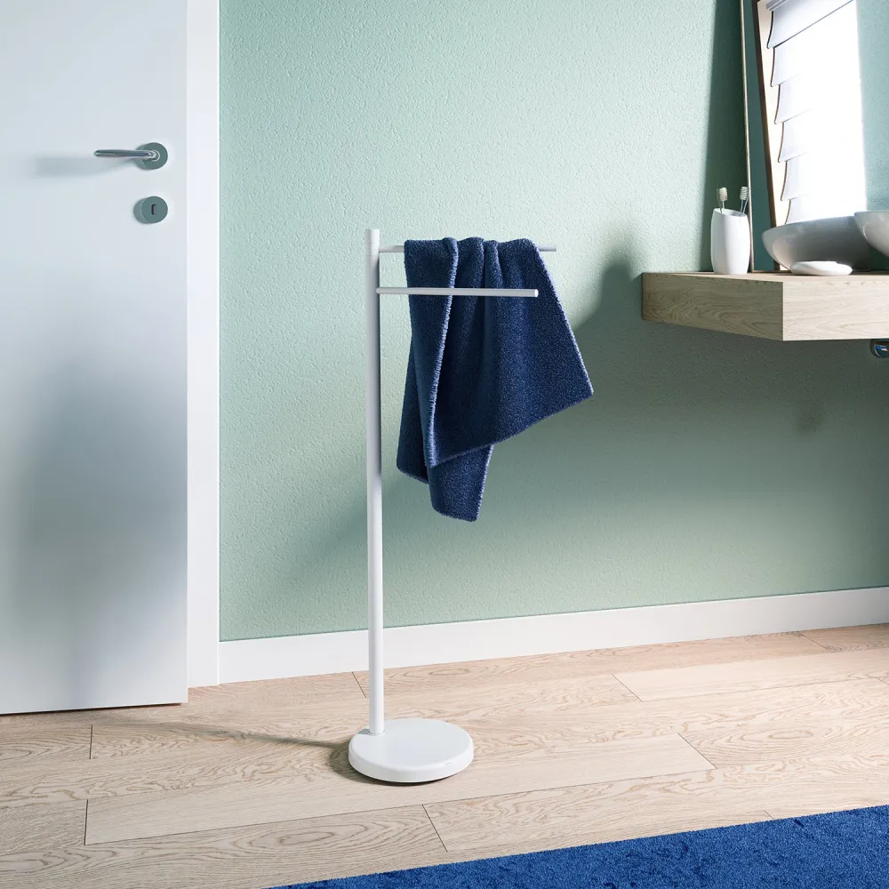 Piantana porta toallas en aluminio y acero inoxidable modelo Mammolo de Gedy - Blanco