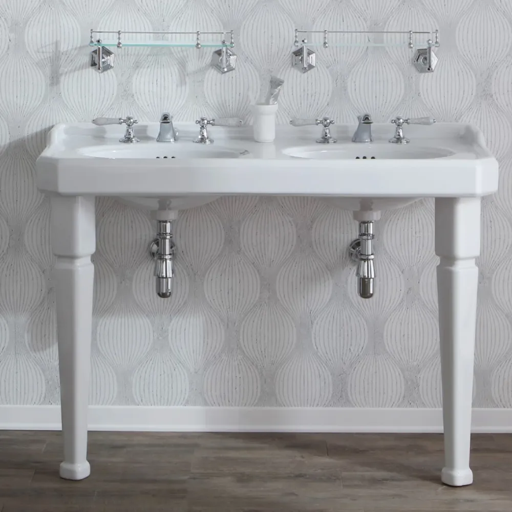 Lavabo de cerámica extragrande doble seno con patas Provence 700 de Balneo Toscia estilo Atemporal