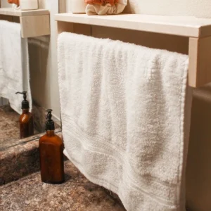 TOALLA LAVABO BLANCA con Capacidad de Absorción