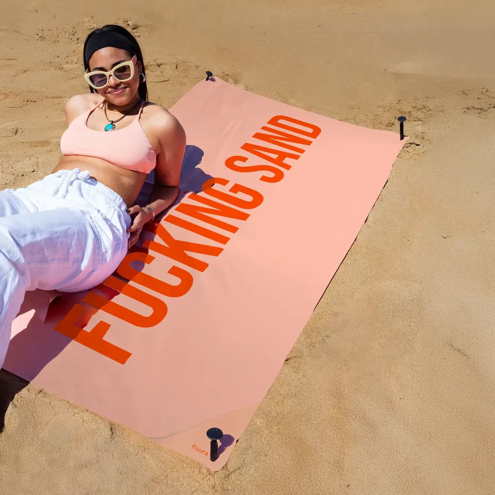 Toalla playa "fucking sand" naranja | Alta Absorción y Suavidad